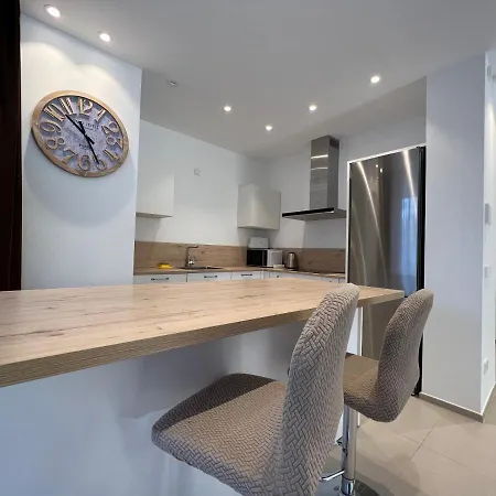 Luxury Family Equilibrium By Altamarhomes * Palm-mar