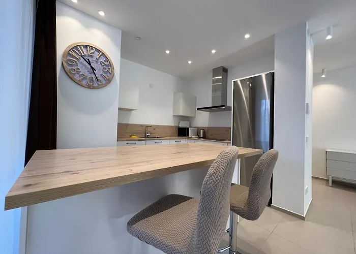 Luxury Family Equilibrium By Altamarhomes * Palm-mar